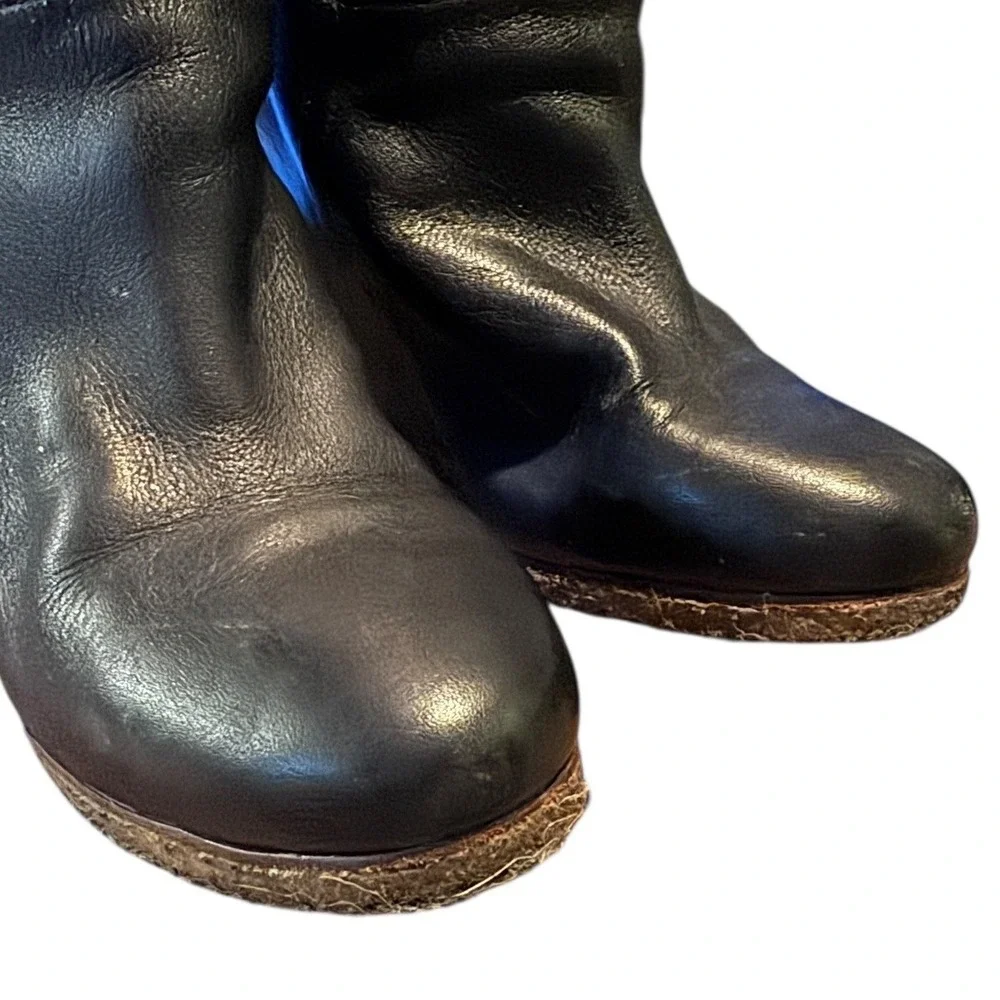 Authentic Ugg Australia Ravenna black knee high weddge heel Boot Size 9
